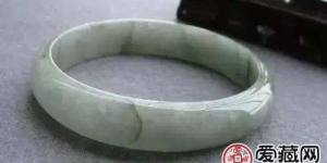翡翠有裂痕還能戴嗎 分清翡翠裂痕和紋路很重要