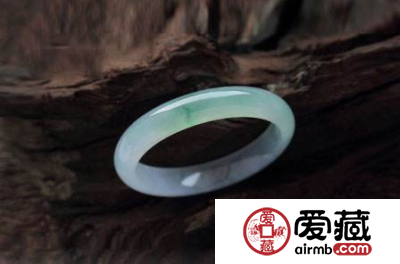 翡翠的历史由来：翡翠是何时被发现的