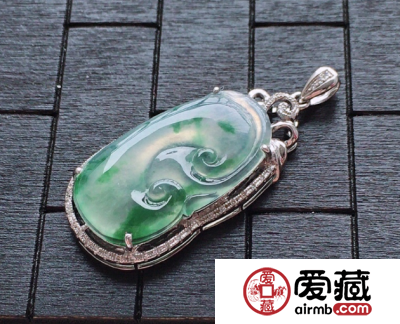 翡翠知识解读：翡翠如意的前世和今生