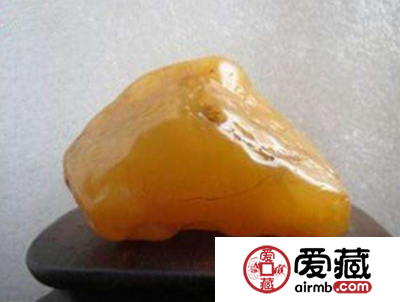 黄龙玉原石多少钱一克 黄龙玉原石价格