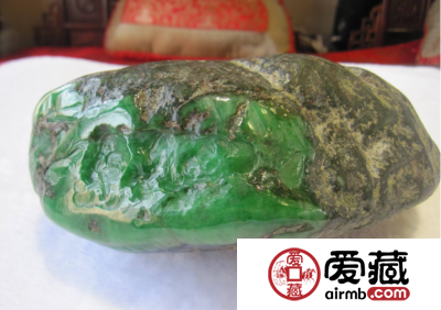 翡翠价格多少钱一克 翡翠价格全攻略