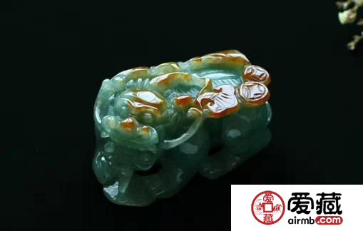 怎样选购翡翠吊坠 选购翡翠吊坠专业技巧