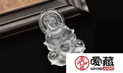 怎样选购翡翠吊坠 选购翡翠吊坠专业技巧