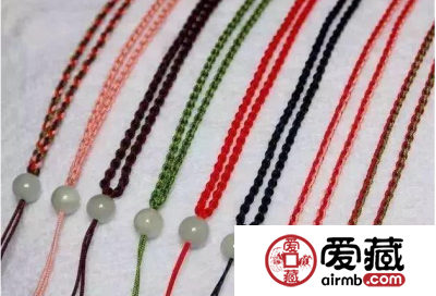 为什么翡翠用黑色挂绳 这其中的学问你了解吗