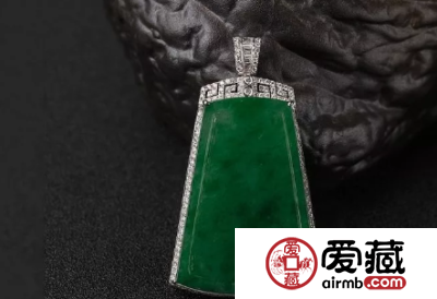 什么翡翠最好 翡翠越贵越好吗