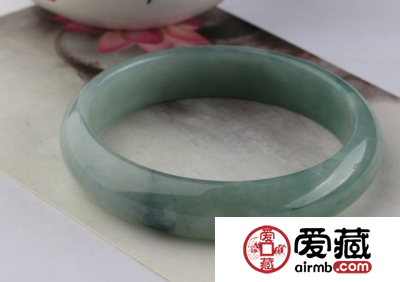 油青种翡翠鉴定 油青种翡翠有什么特征