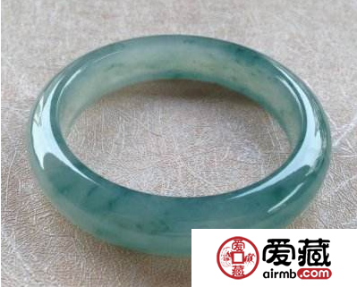 油青种翡翠鉴定 油青种翡翠有什么特征