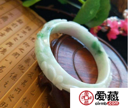 翡翠的价格怎么样 它的升值空间有多大