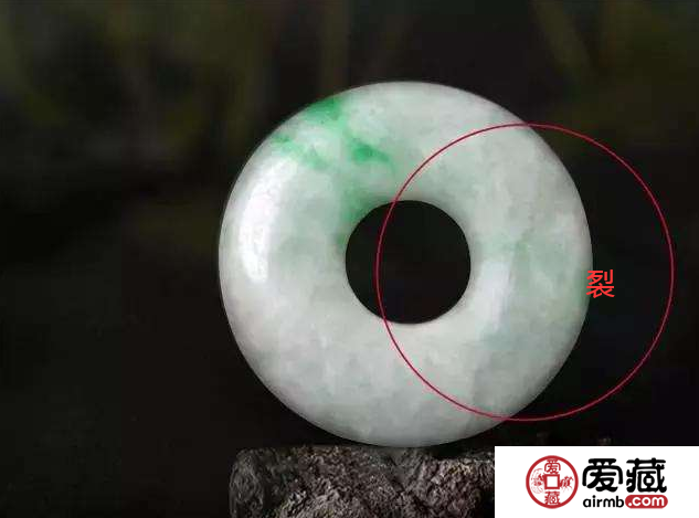 翡翠裂纹鉴别 两分钟教你鉴别翡翠的纹和裂