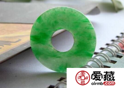 金丝种翡翠是什么样的 真正的金丝种翡翠