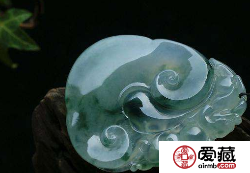 冰種飄藍(lán)花翡翠好嗎 應(yīng)該如何選購(gòu)