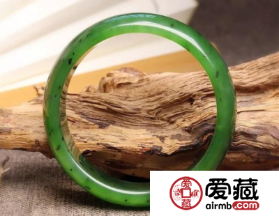和田玉有黑点好吗 和田玉黑点的成分