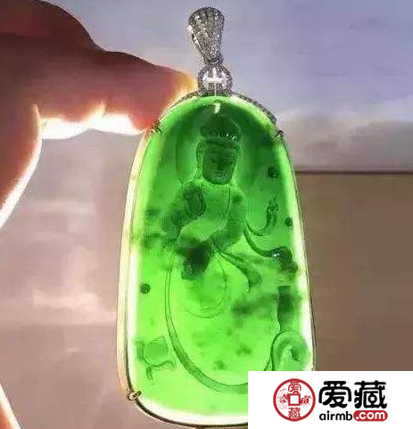 怎么样鉴别翡翠裂纹 这两种方法轻松搞定