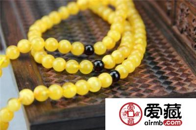 蜜蜡琥珀手串如何盘玩，蜜蜡琥珀手串盘玩方法
