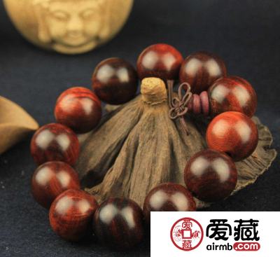 红木手串如何盘玩，红木手串盘玩方法