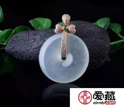 老坑冰种翡翠和普通冰种翡翠哪个好