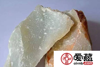 假和田玉的鉴别方法 看这五点快速鉴别假和田玉