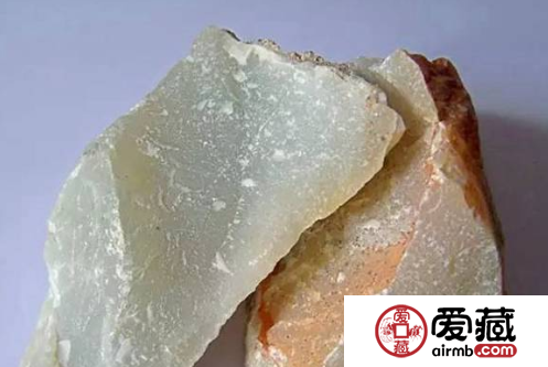 假和田玉的鑒別方法 看這五點快速鑒別假和田玉