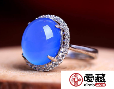蓝玉髓价格 蓝玉髓多少钱一克