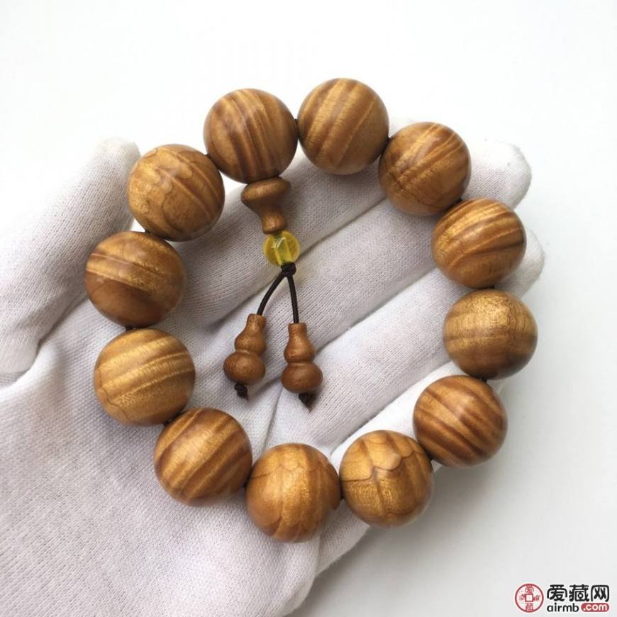 金丝楠木手串如何盘玩,金丝楠木手串盘玩方法