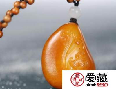 和田玉黄沁籽料图片 黄沁籽料精品图片欣赏