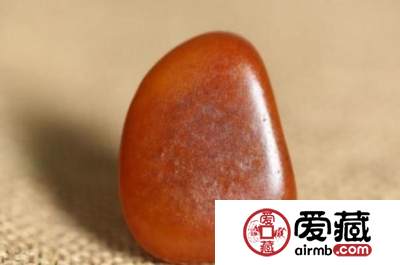 和田玉黄沁籽料图片 黄沁籽料精品图片欣赏