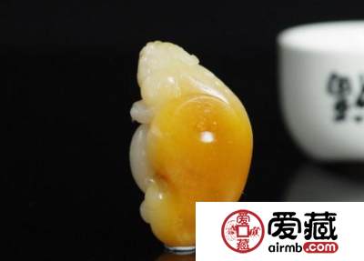 和田玉黄沁籽料图片 黄沁籽料精品图片欣赏