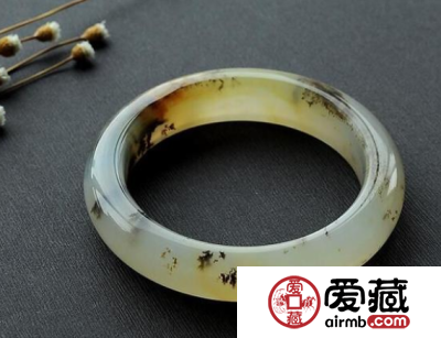 翡翠价格下跌？现在翡翠是涨价还是降价了