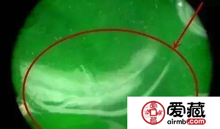翡翠的实用鉴别方法 鉴定假翡翠的方法