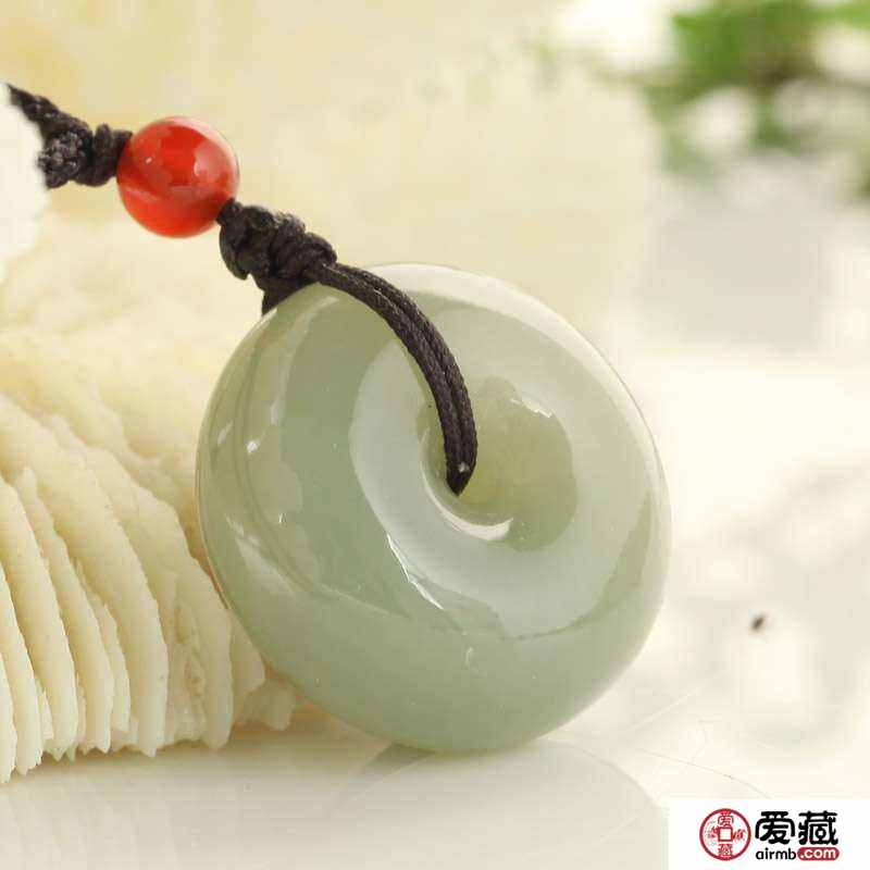 和田玉籽料吊墜圖片欣賞