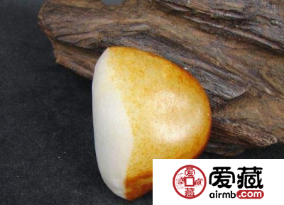 和田玉籽料怎么识别 从这四方面去识别