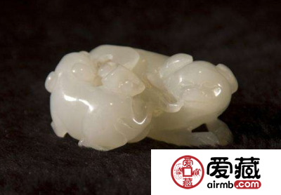 汉白玉怎么鉴定真假 鉴别透光性和纹路