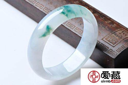 糯化翡翠属于什么档次 糯化种一般什么价位