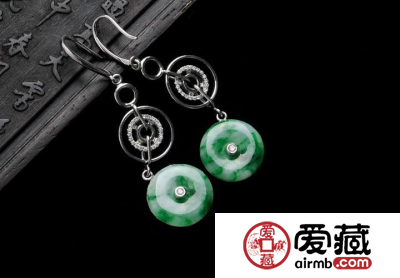 吊坠翡翠耳环价格 翡翠耳环一对多少钱