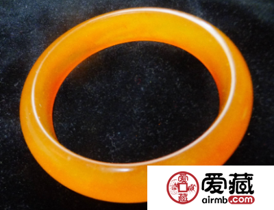 金丝玉手镯 金丝玉手镯多少钱