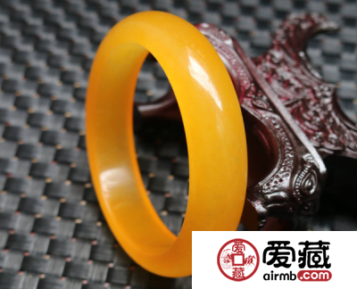 金丝玉手镯 金丝玉手镯多少钱