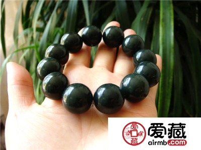 墨玉的功效及作用 戴墨玉对身体好