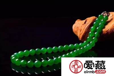 怎么看翡翠的好坏 不能只看翡翠的瑕疵