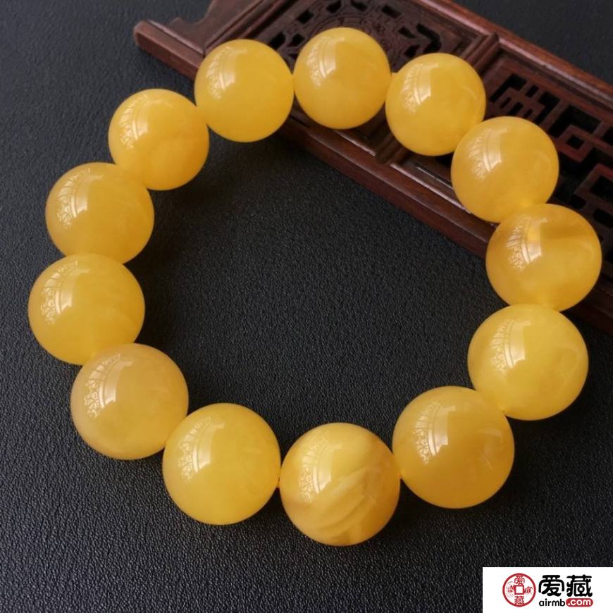 蜜蜡手串有什么寓意，蜜蜡手串的象征意义是什么