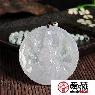 不透明的白翡翠值钱吗 不透明的翡翠就不好吗