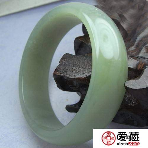 和田玉鐲價格 幾十塊幾百塊是真的和田玉鐲嗎