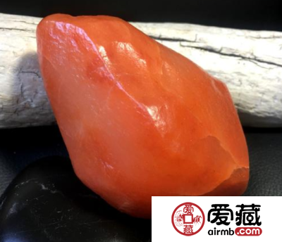 新疆金丝玉价格 目前市场价格是多少