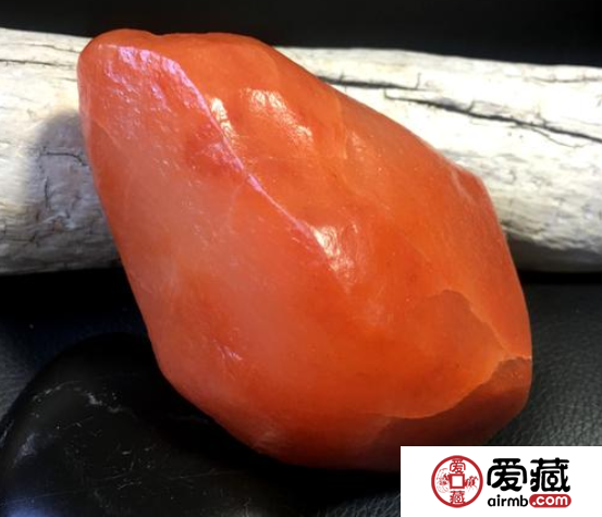 新疆金絲玉價(jià)格 目前市場(chǎng)價(jià)格是多少