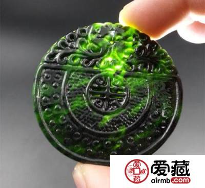 什么是墨玉 什么样的墨玉好