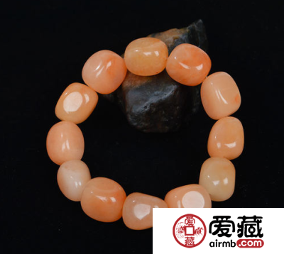 新疆金丝玉的价格 现在新疆金丝玉价格多少