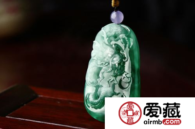 新买的翡翠怎么保养 新买的翡翠真的要泡水吗