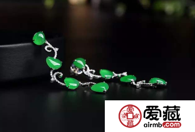翡翠识别简单基本的方法 买翡翠必备知识