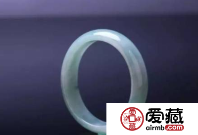 玉手镯怎么保养 这样保养光泽度才好