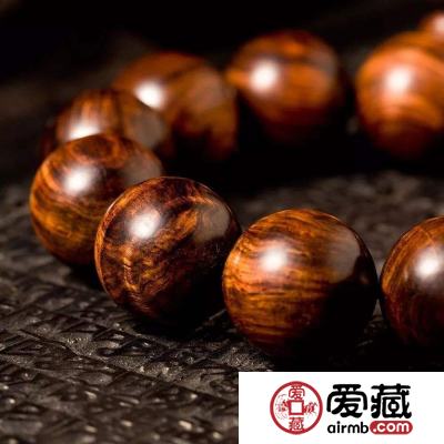 黄花梨手串怎么盘玩