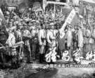 油画《百色的曙光》  带来全新艺术享受